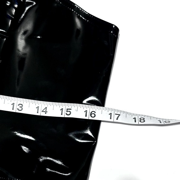 Blackmilk Batwing PVC bustier crop top black faux latex bats Halloween - size L - Picture 6 of 11